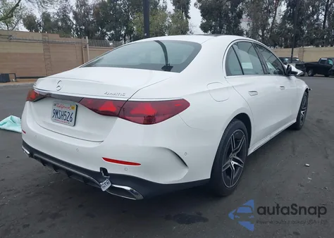 2024 Mercedes-Benz E 350 из США, поврежденный, VIN W1KLF4HB8RA051431